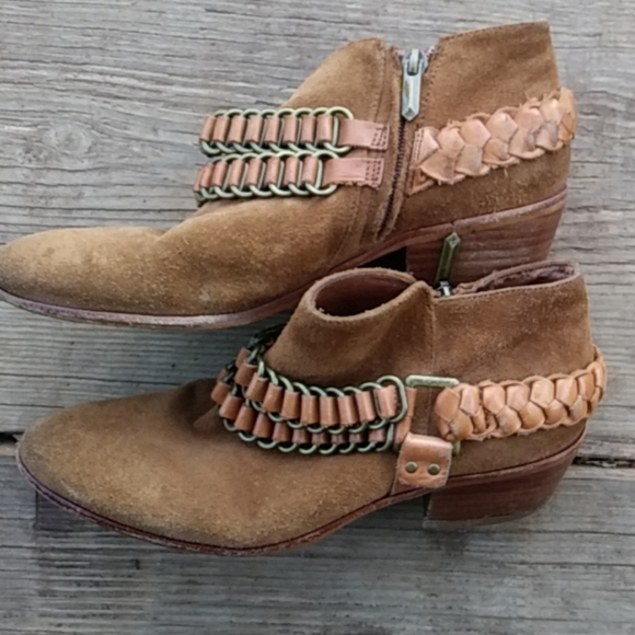 Sam Edelman Shoes - Fla$h🎯today onlySuede leather Sam Edelman BOOTIES